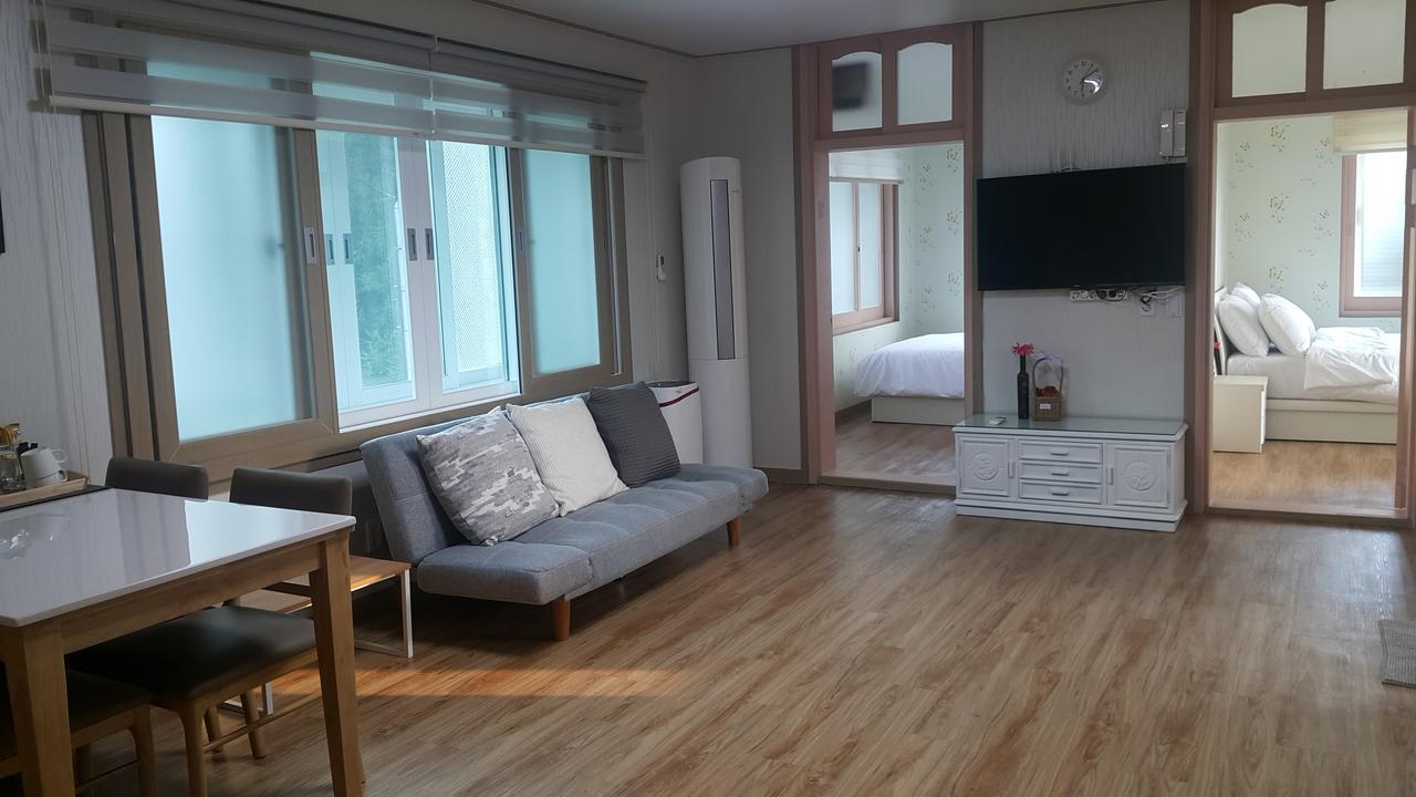 예례동 제주 머무리 빌라 외부 사진